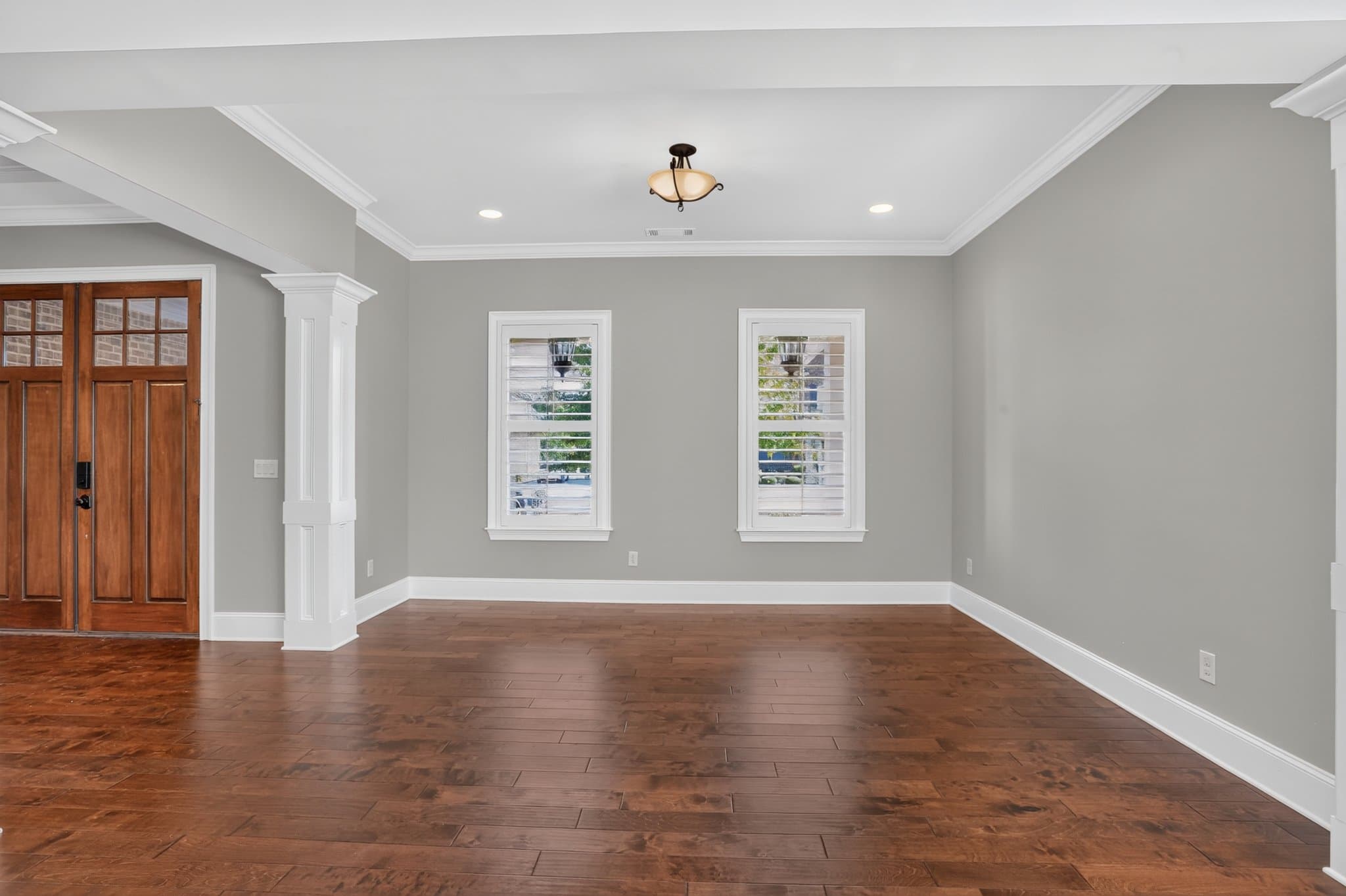 Suwanee House: 5820 Thoroughbred Way