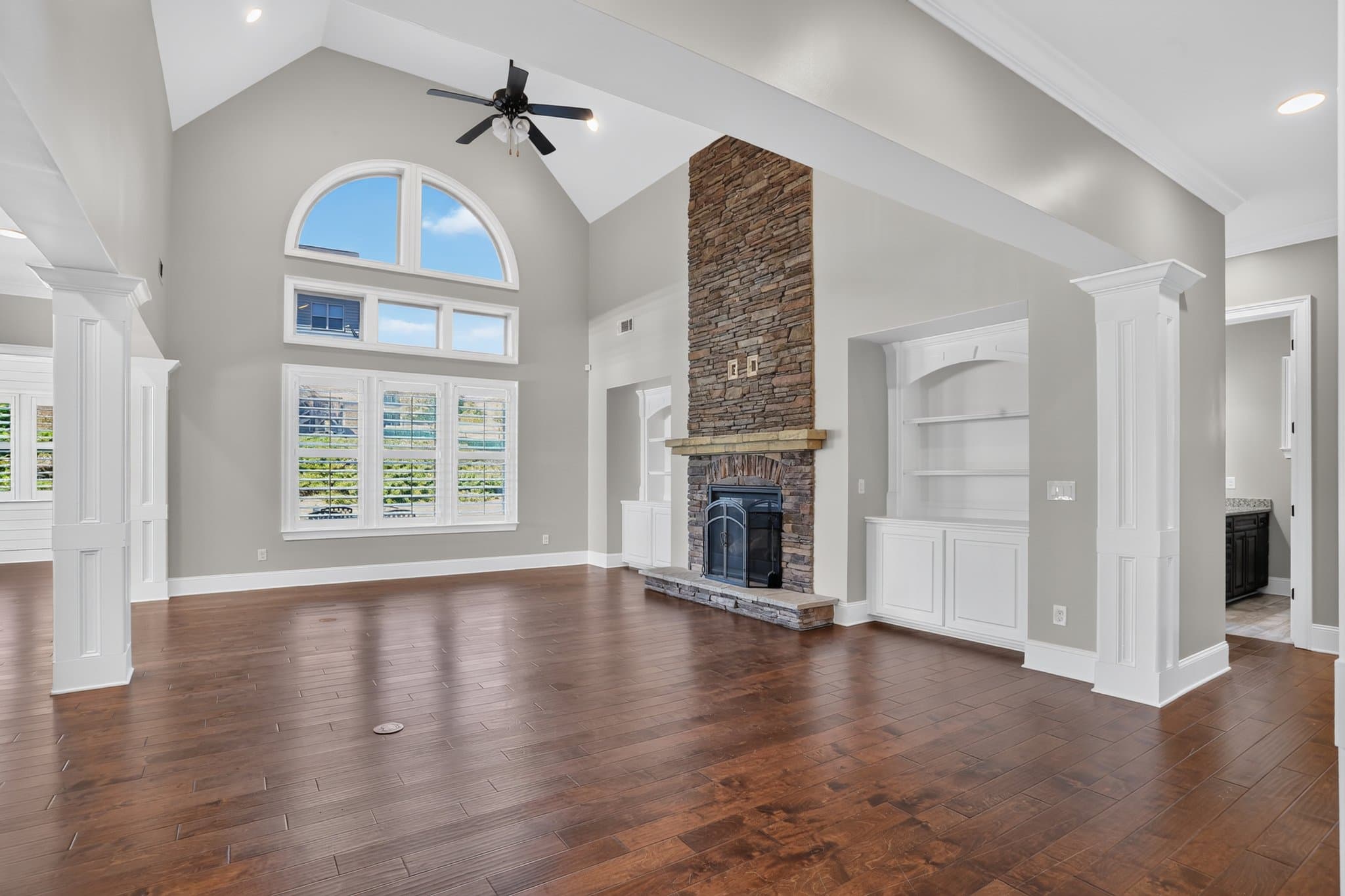 Suwanee House: 5820 Thoroughbred Way