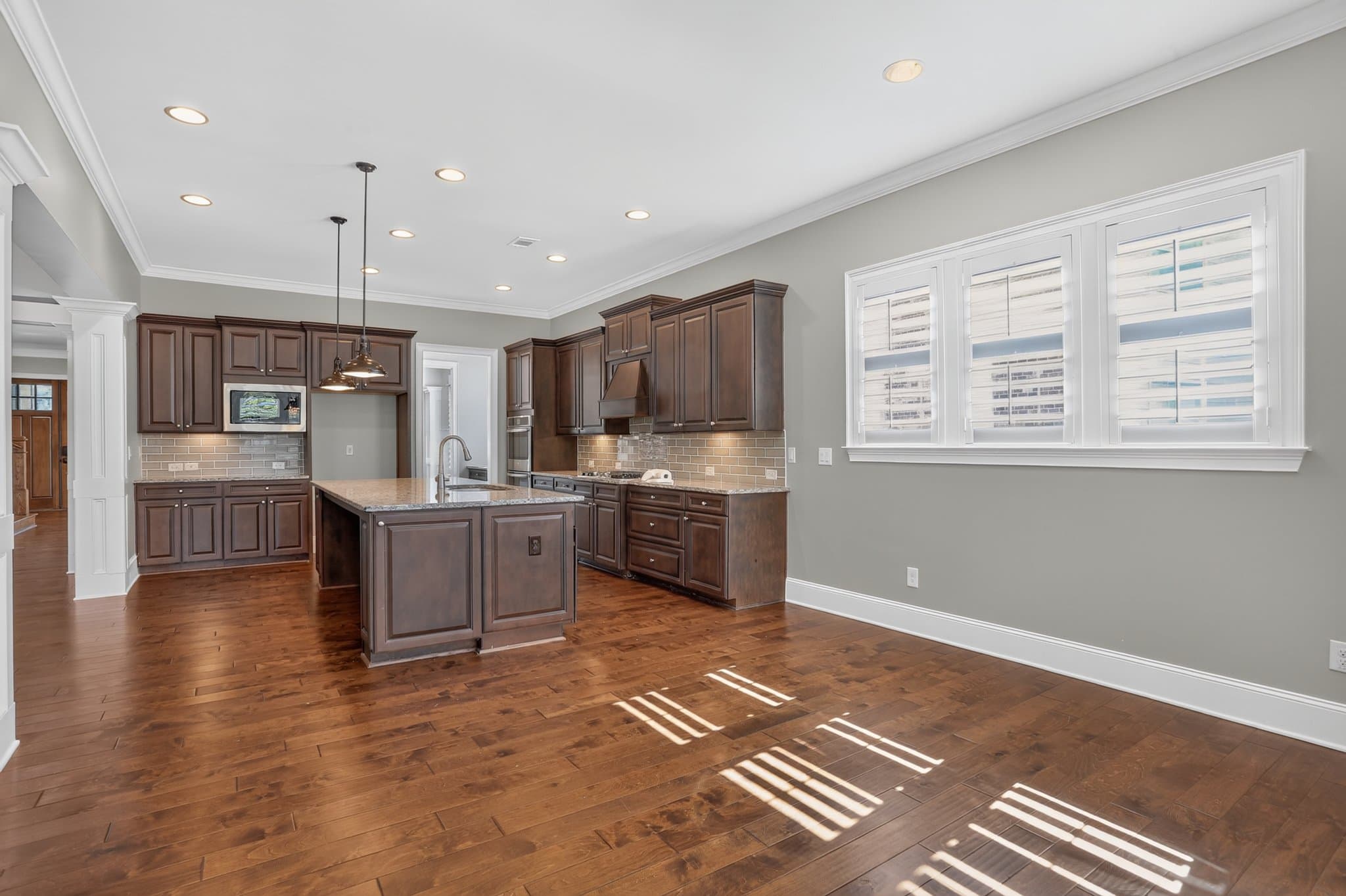 Suwanee House: 5820 Thoroughbred Way