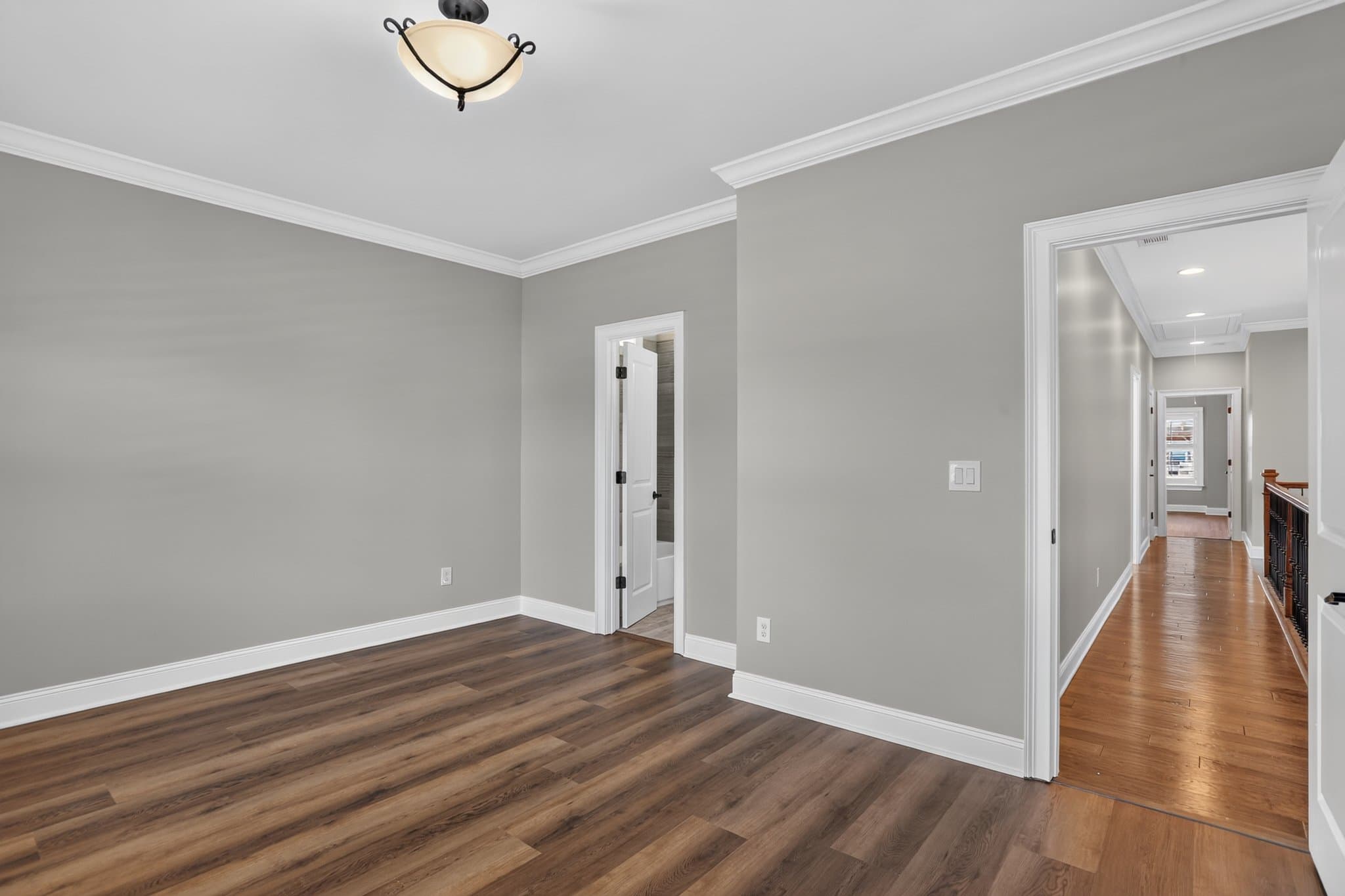 Suwanee House: 5820 Thoroughbred Way