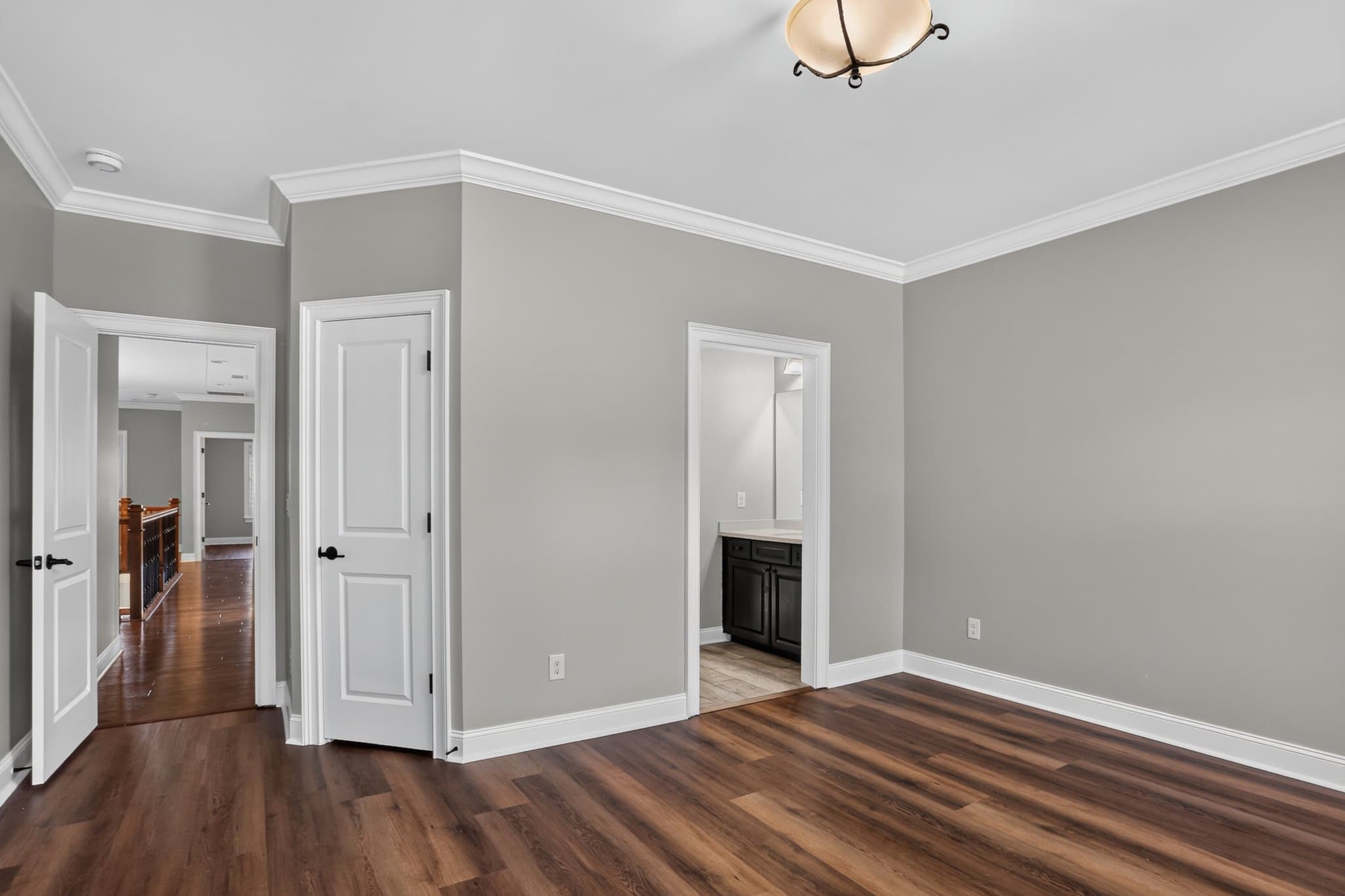 Suwanee House: 5820 Thoroughbred Way