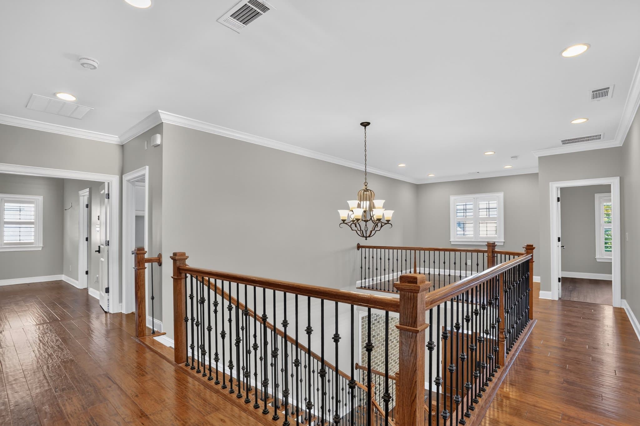 Suwanee House: 5820 Thoroughbred Way