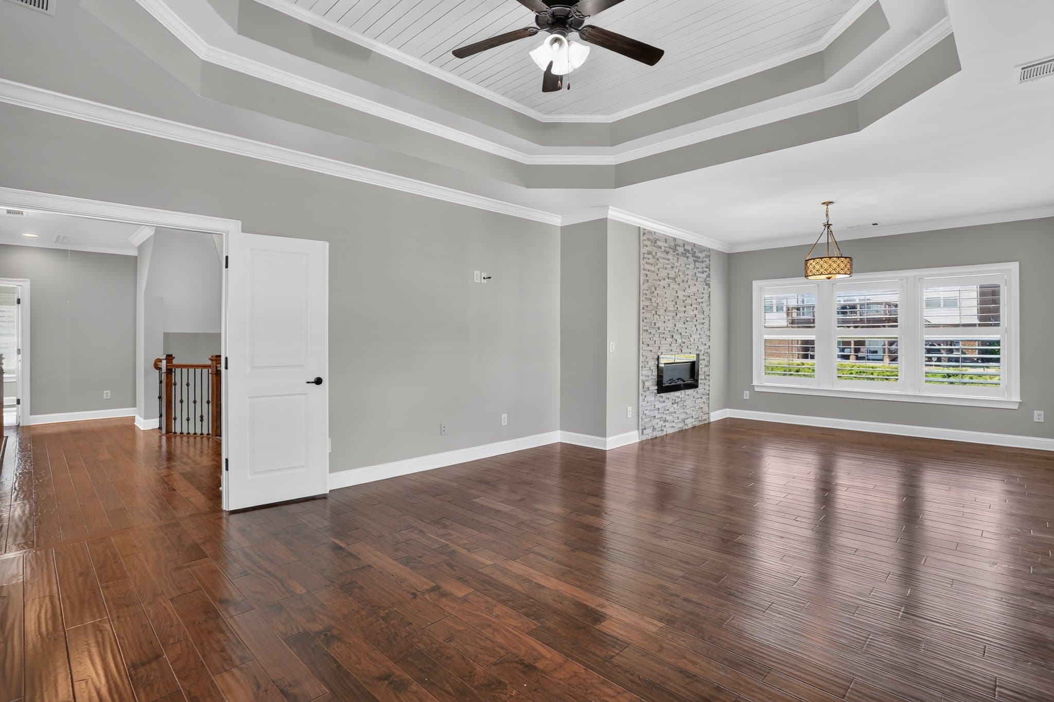 Suwanee House: 5820 Thoroughbred Way