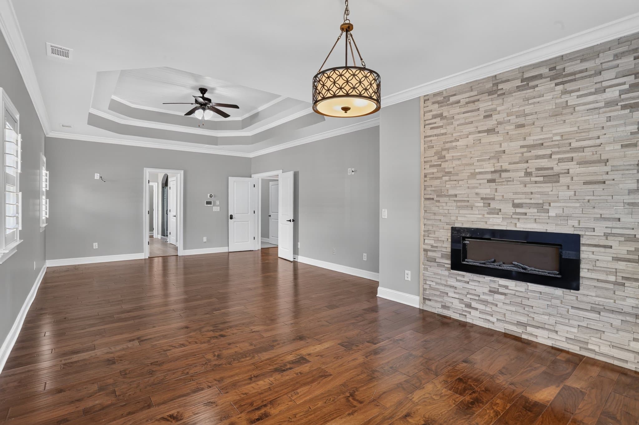 Suwanee House: 5820 Thoroughbred Way