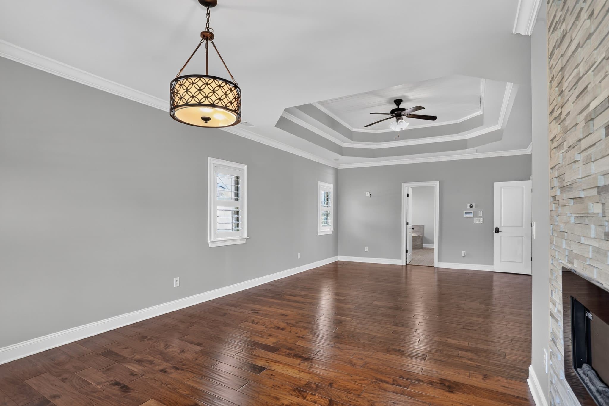 Suwanee House: 5820 Thoroughbred Way