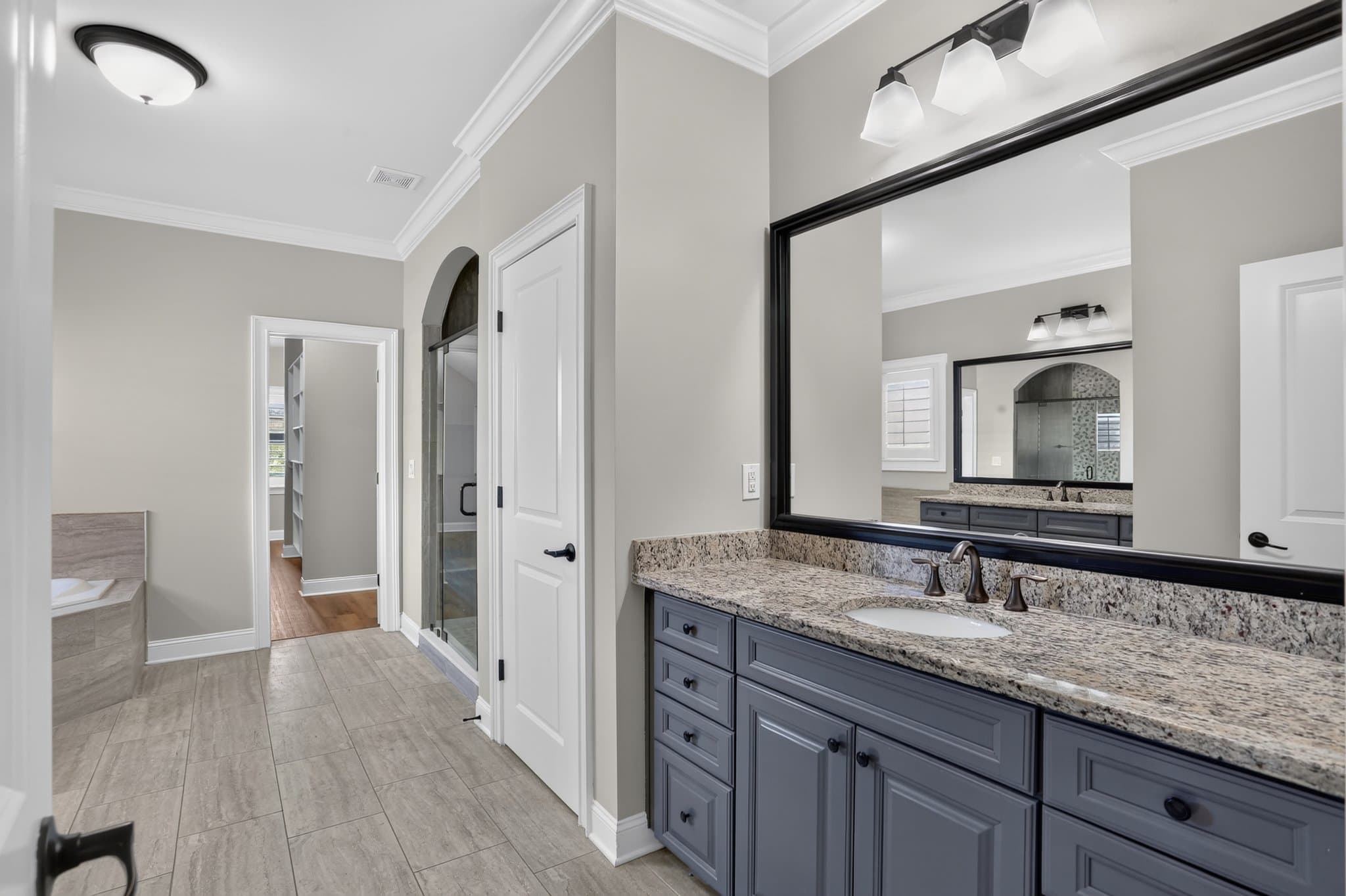 Suwanee House: 5820 Thoroughbred Way