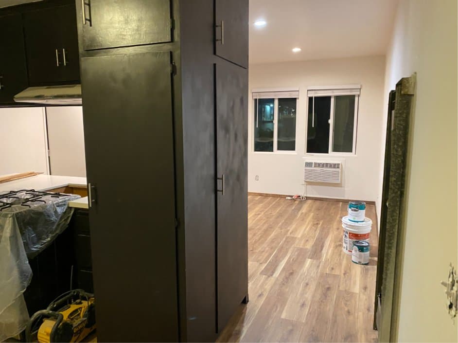 Pasadena Apartment: 240 S Holliston Ave