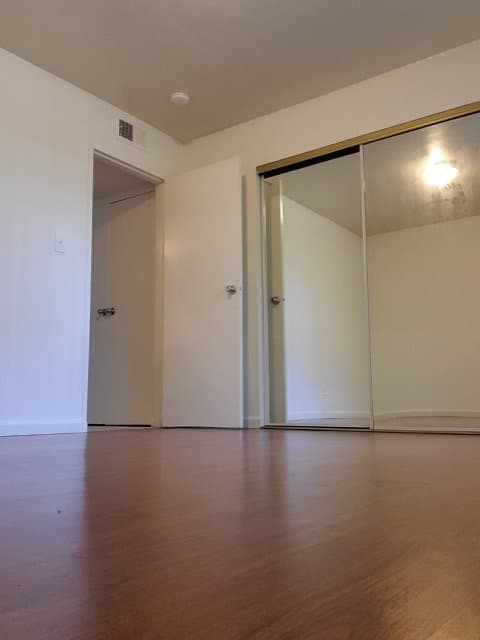 Stockton Apartment: 1025 N. Madison St. #29