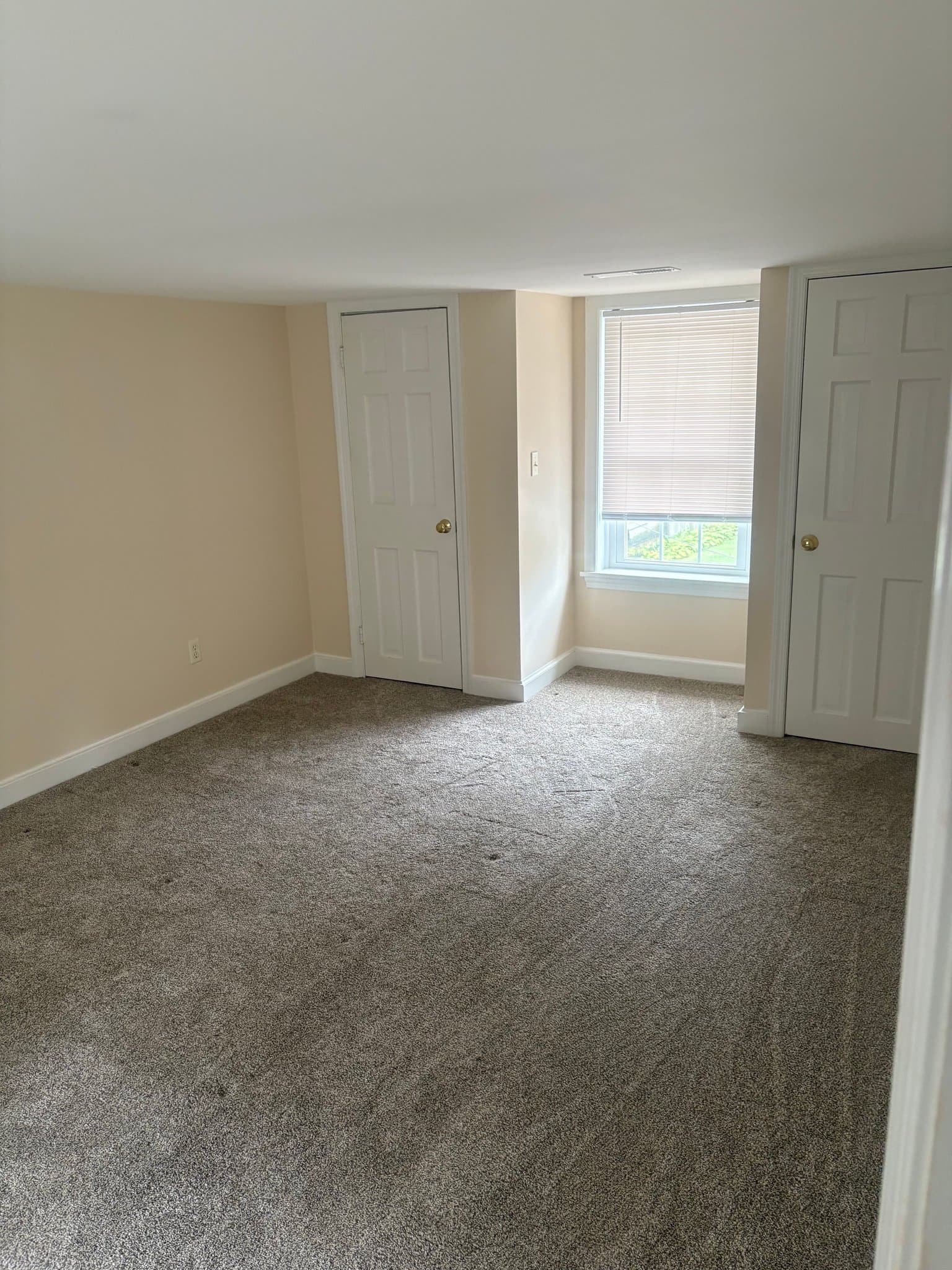 Centreville House: 109 S Liberty St