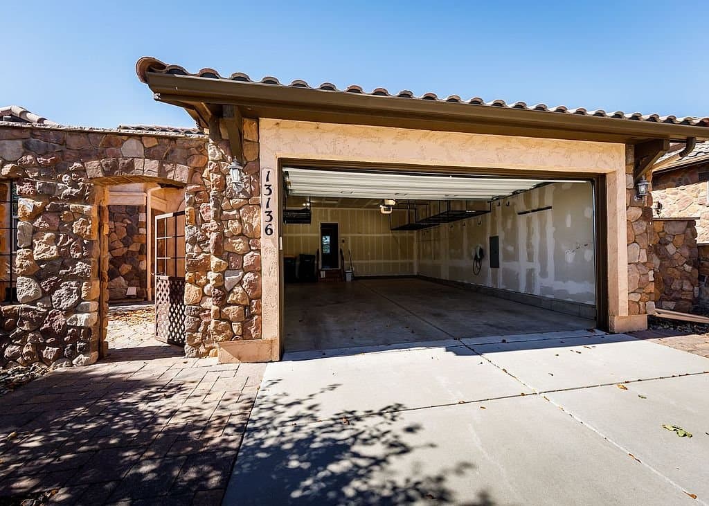 Colorado Springs House: 13136 Thumbprint Ct