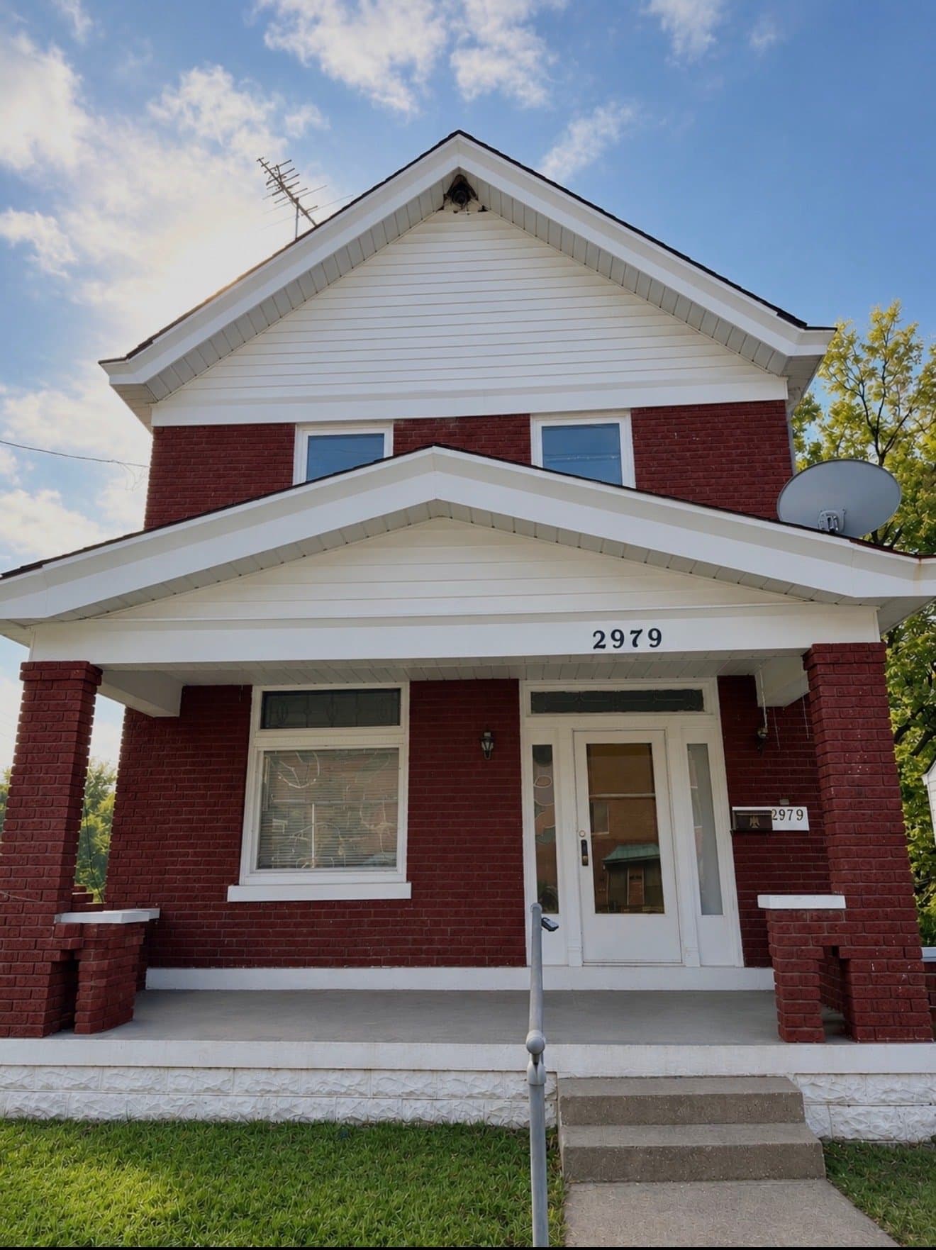 Covington House: 2979 Madison Ave