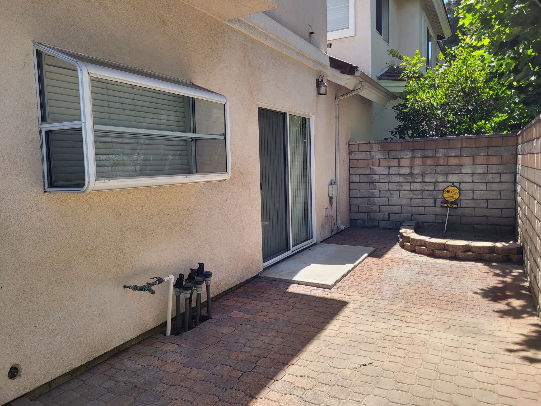 Arcadia Townhome: 822 S Golden West Ave Unit B