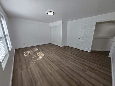 Milwaukie House: 14571 SE Cherry Hill Ln