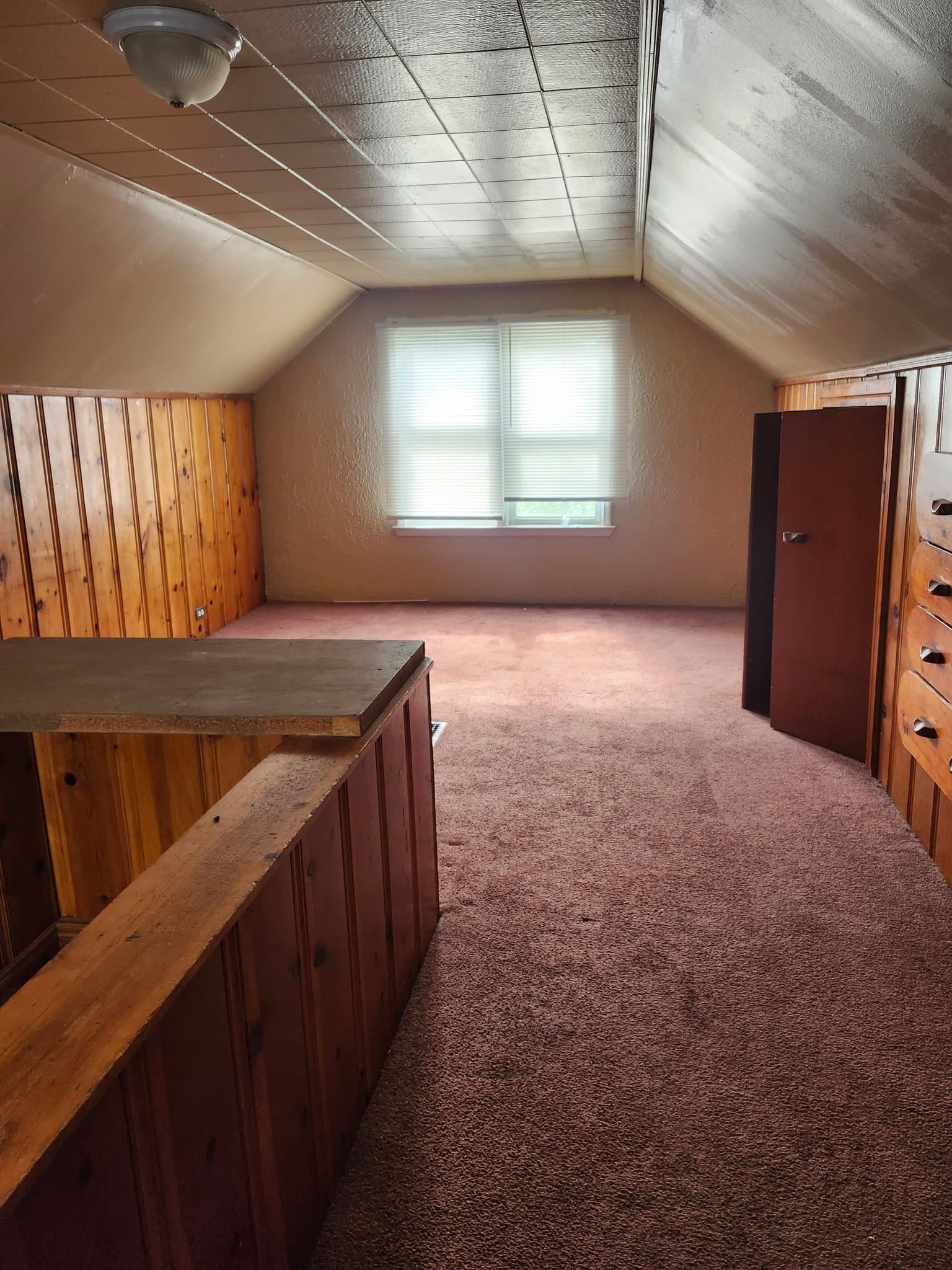 Eastpointe House: 22010 Lambrecht Ave