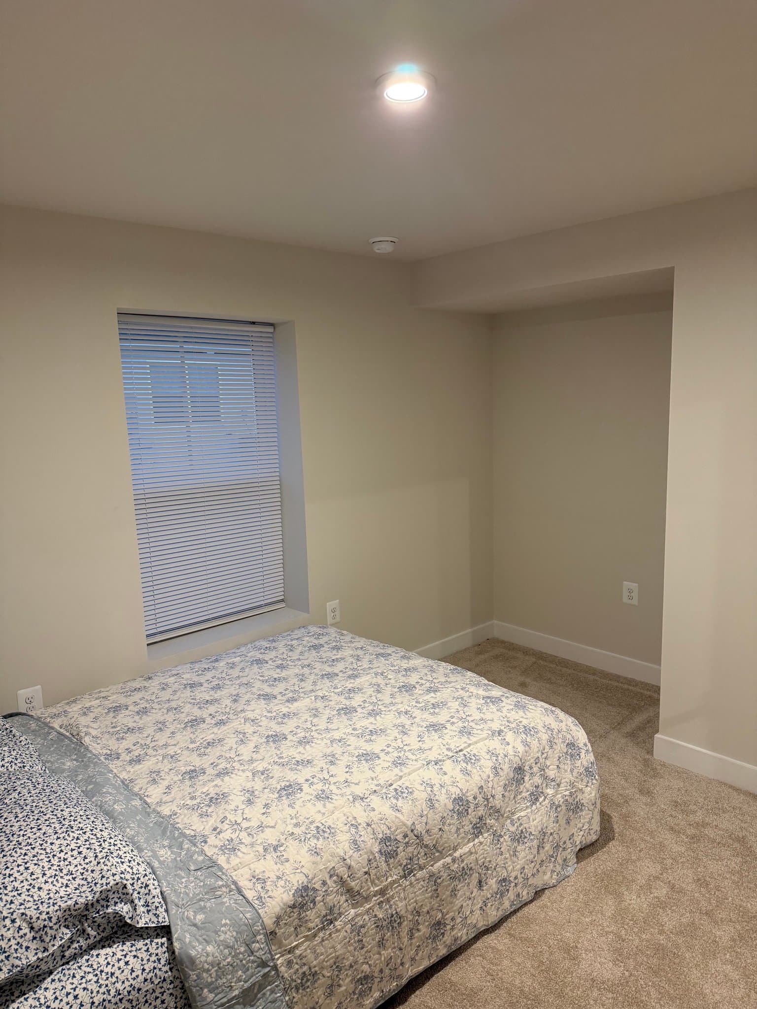 Ruther Glen Single Room: 18423 Centennial Cir