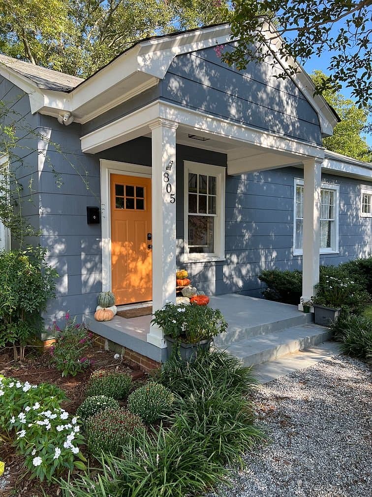 Anderson House: 805 S Manning St