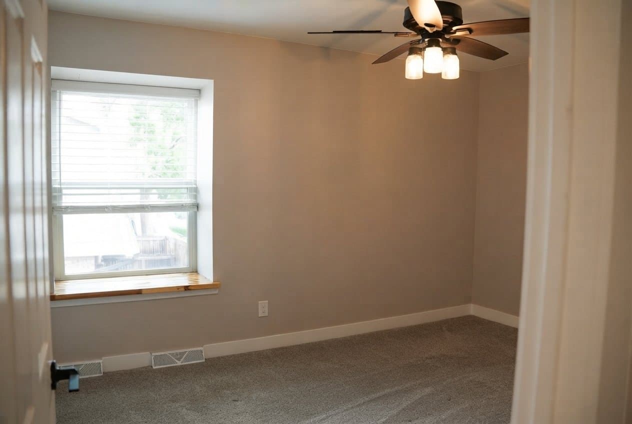 Lakewood Townhome: 1531 S Owens St