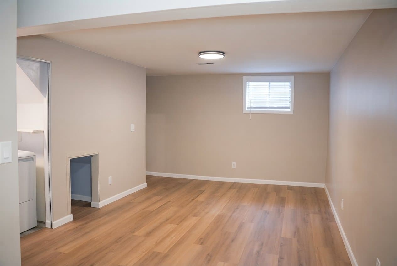 Lakewood Townhome: 1531 S Owens St