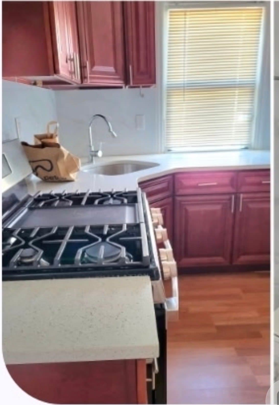 Flushing Townhome: 189th street and 43rd avenue