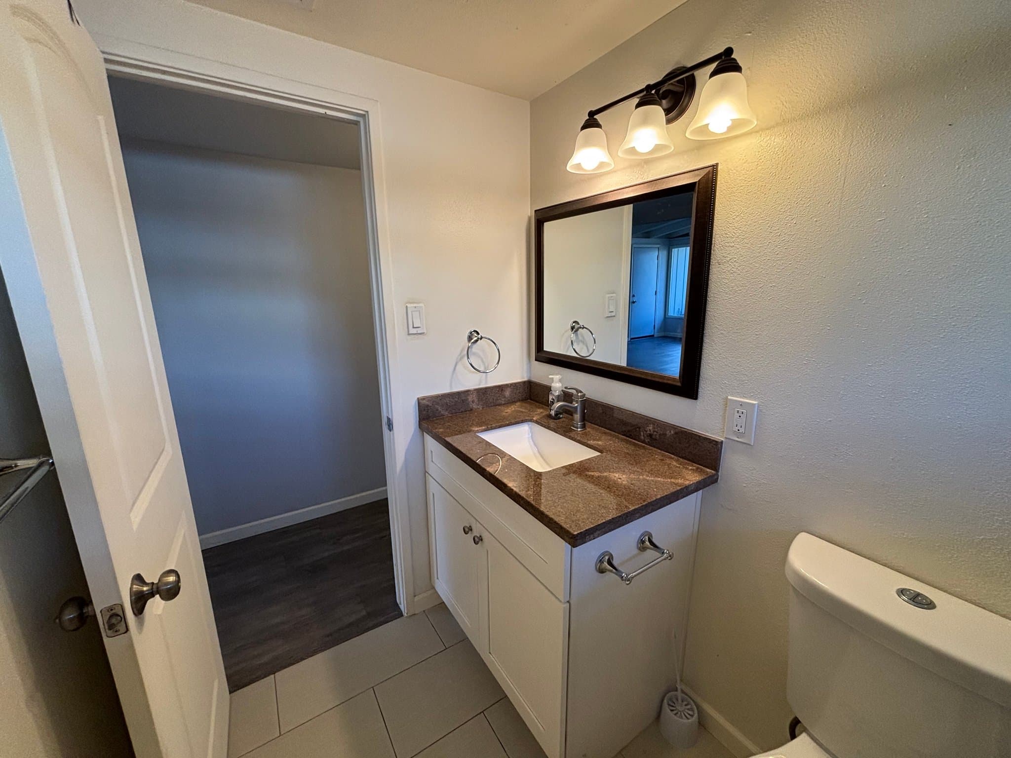 Sunnyvale House: 1047 Blazingwood Dr