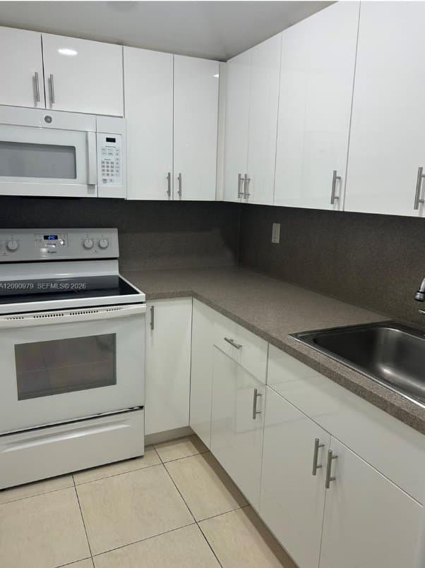 Miami Condo: 4725 NW 7th St