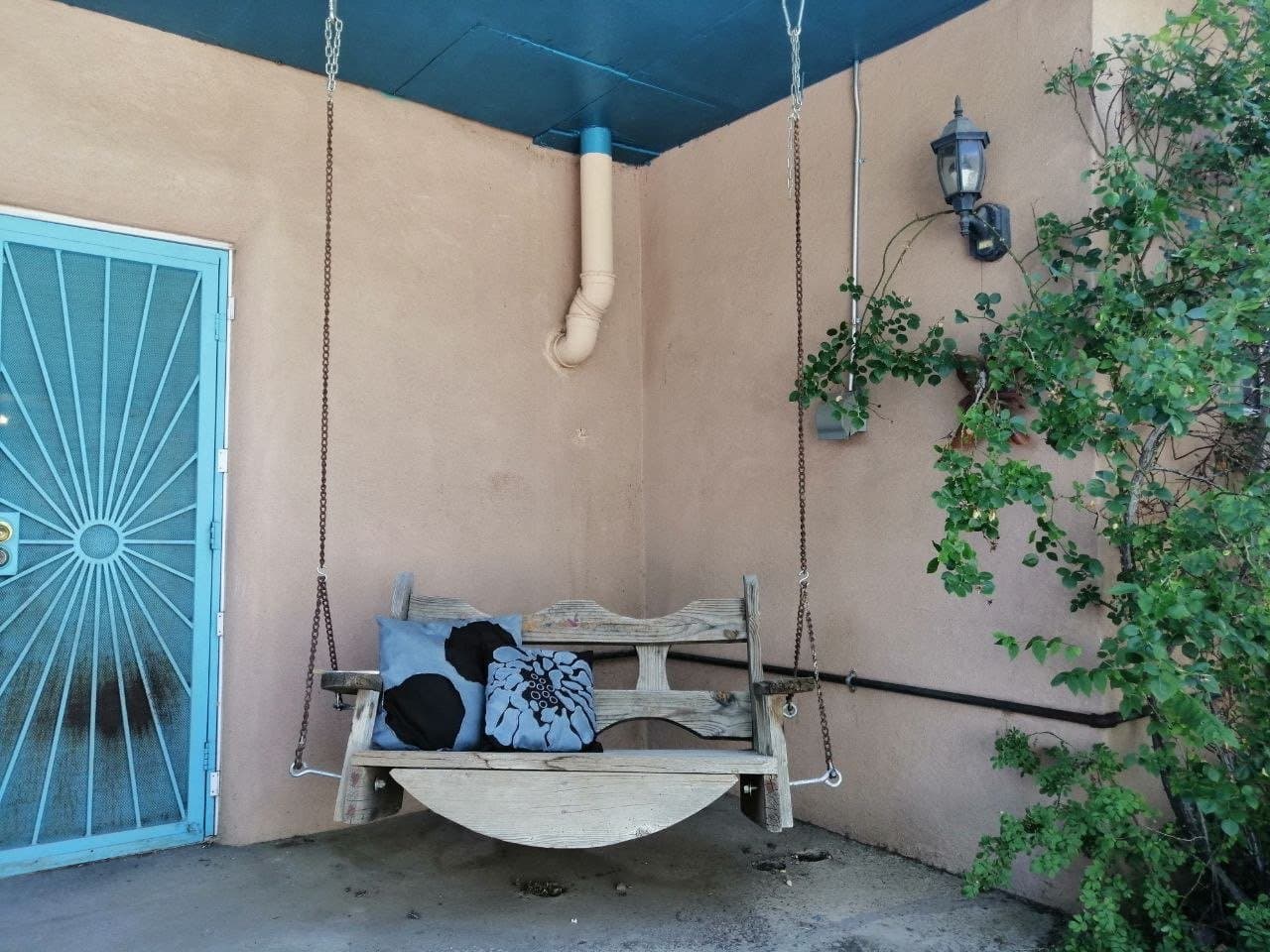 Santa Fe House: 1803 1/2 Agua Fria St