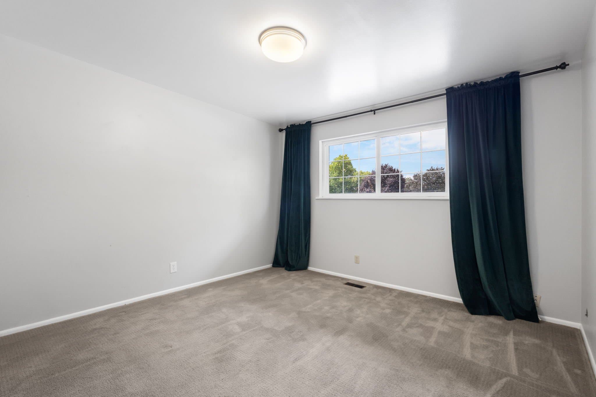 Salt Lake City Townhome: 3915 S Feramorz Dr