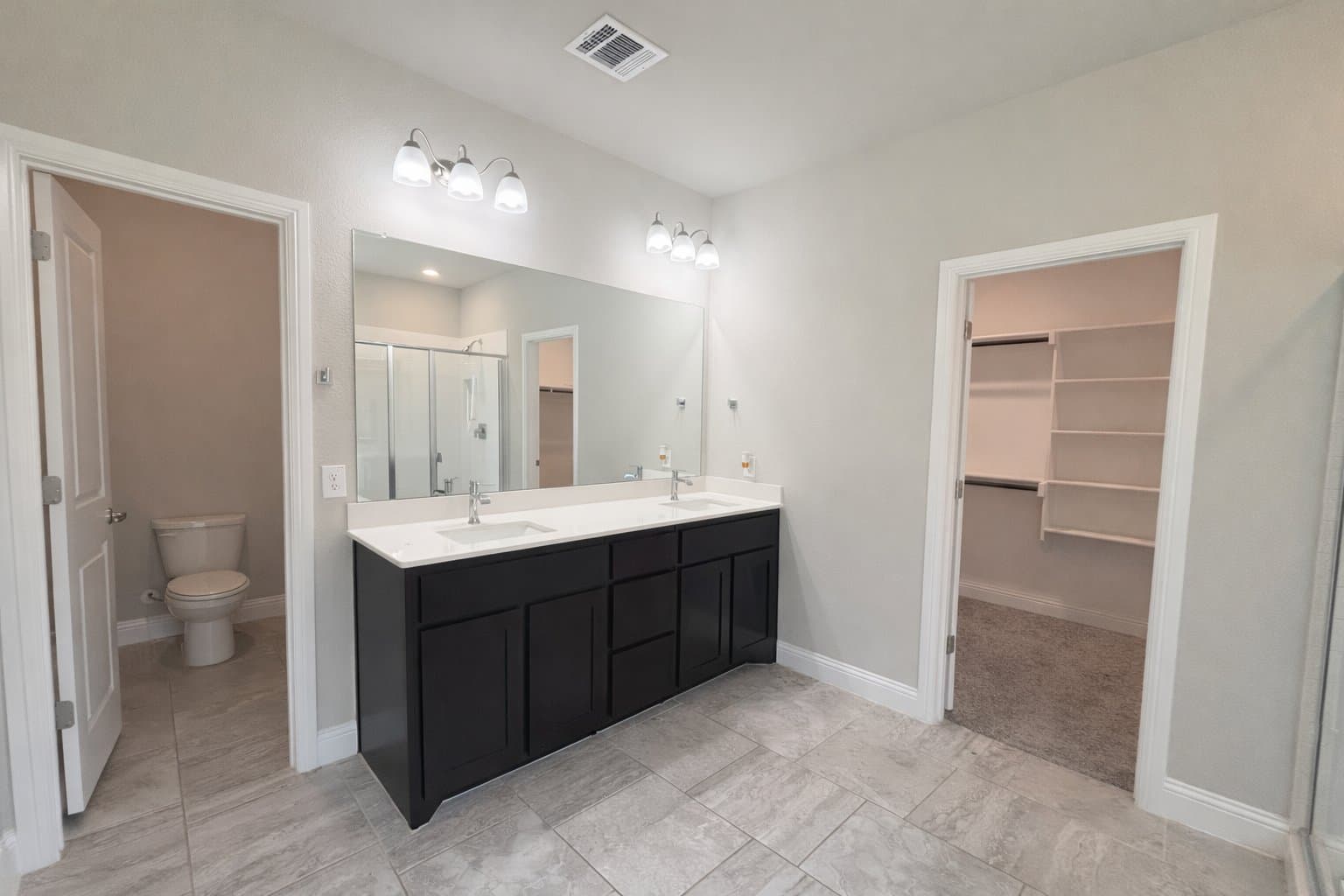 Mansfield House: 702 Audrey Ln