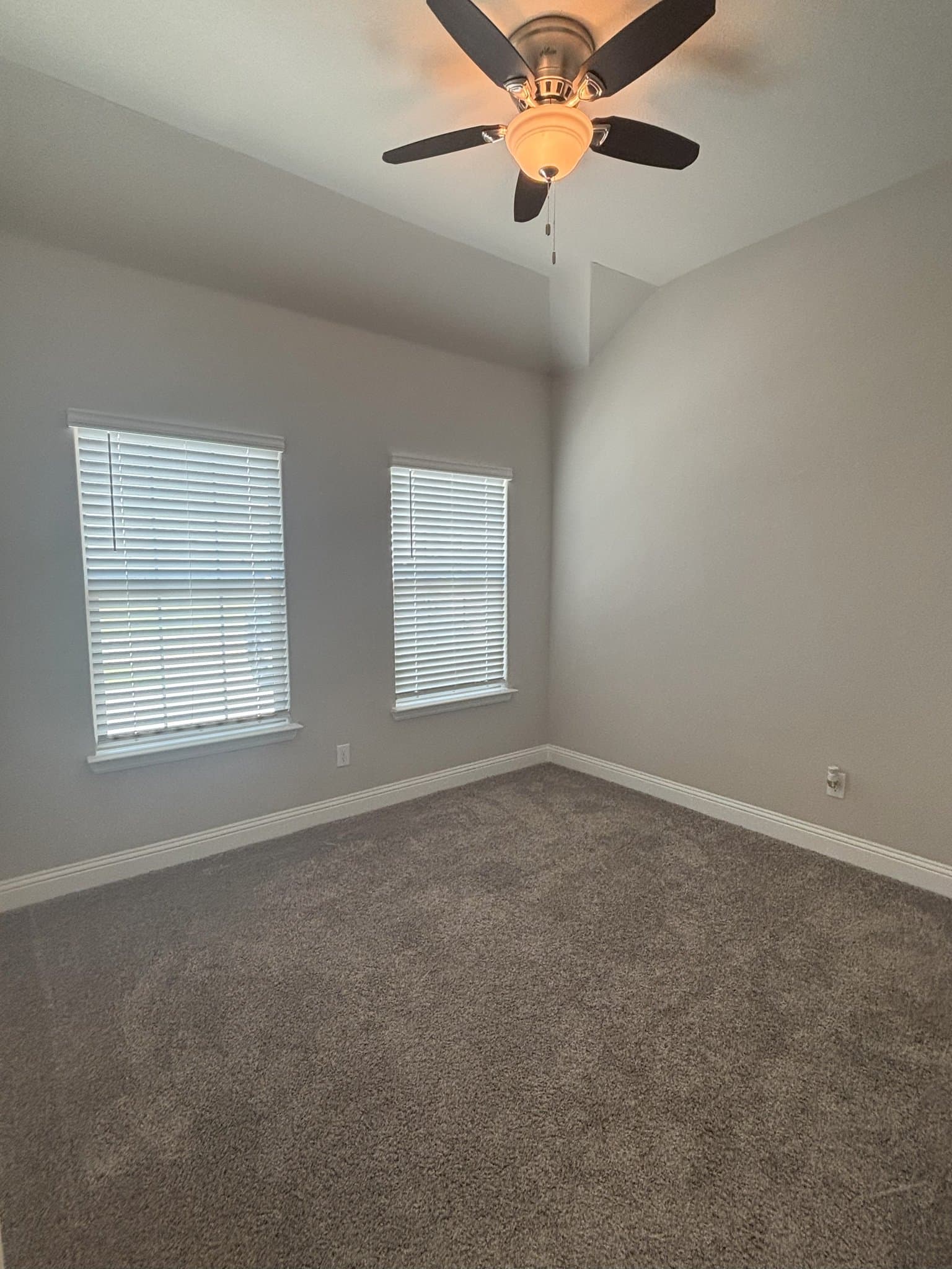 Mansfield House: 702 Audrey Ln