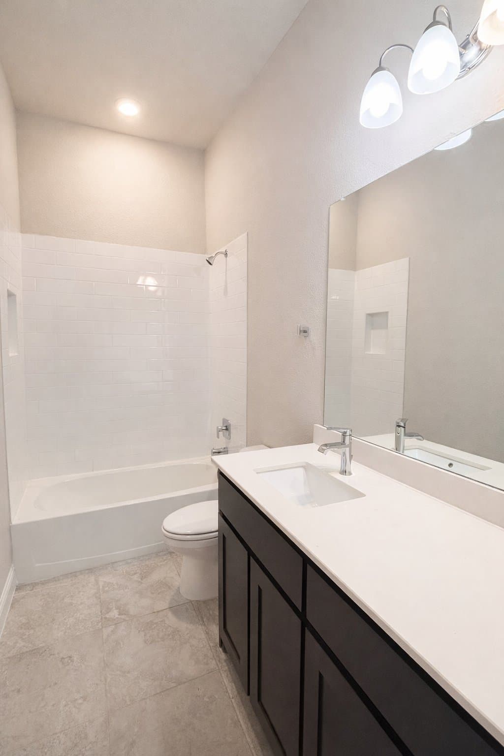 Mansfield House: 702 Audrey Ln