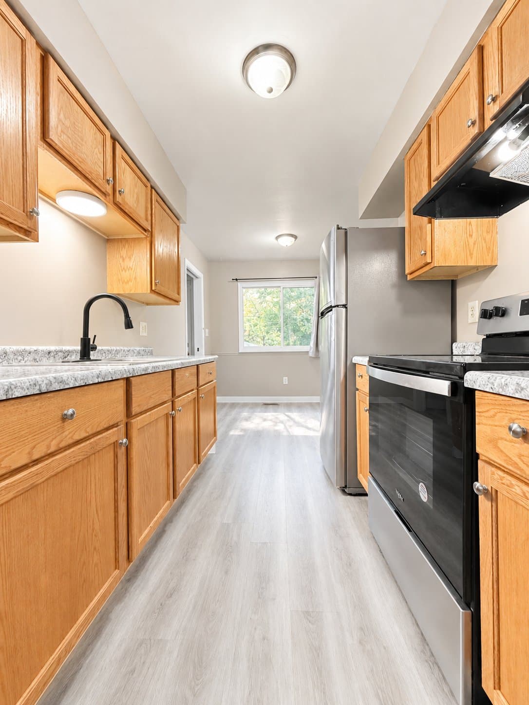 Lansing House: 4107 Burchfield Dr