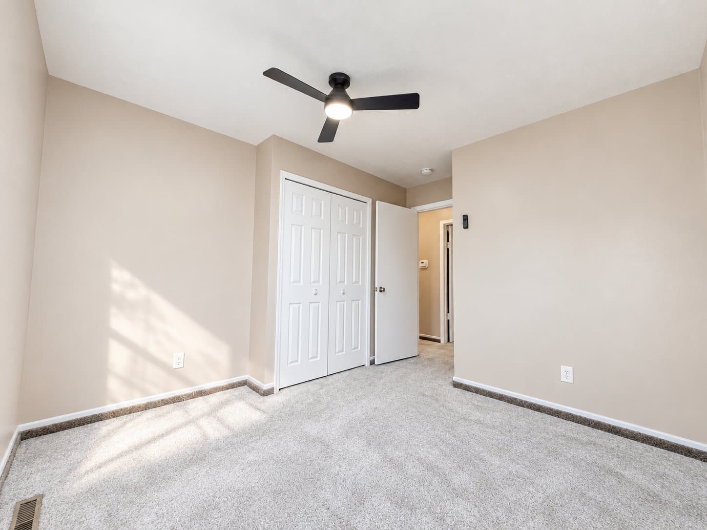 Lansing House: 4107 Burchfield Dr