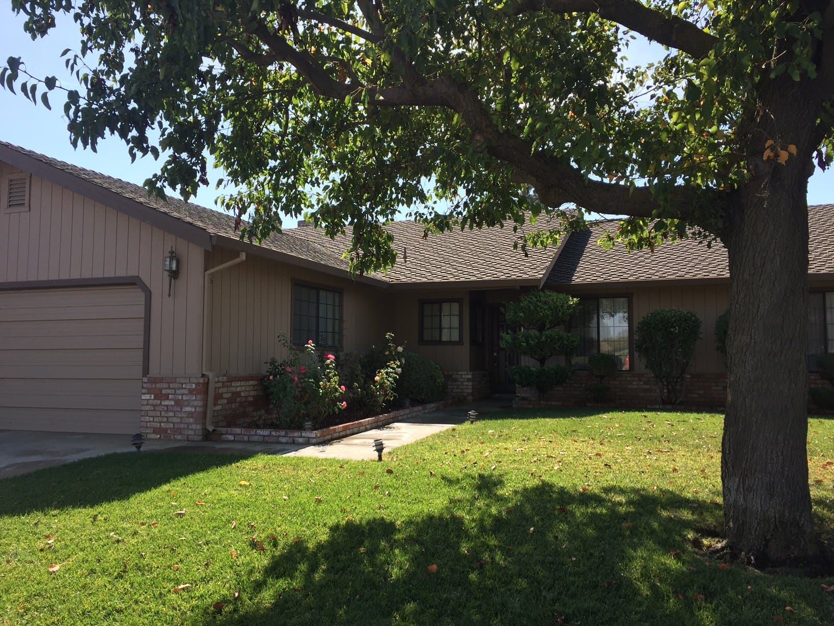 Woodland House: 911 W El Dorado Dr
