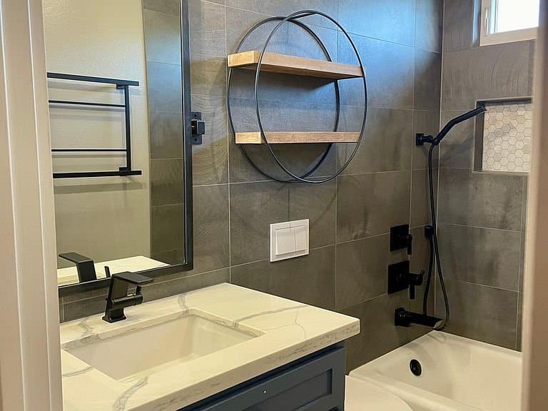 Temecula House: 43160 Bellota Ct