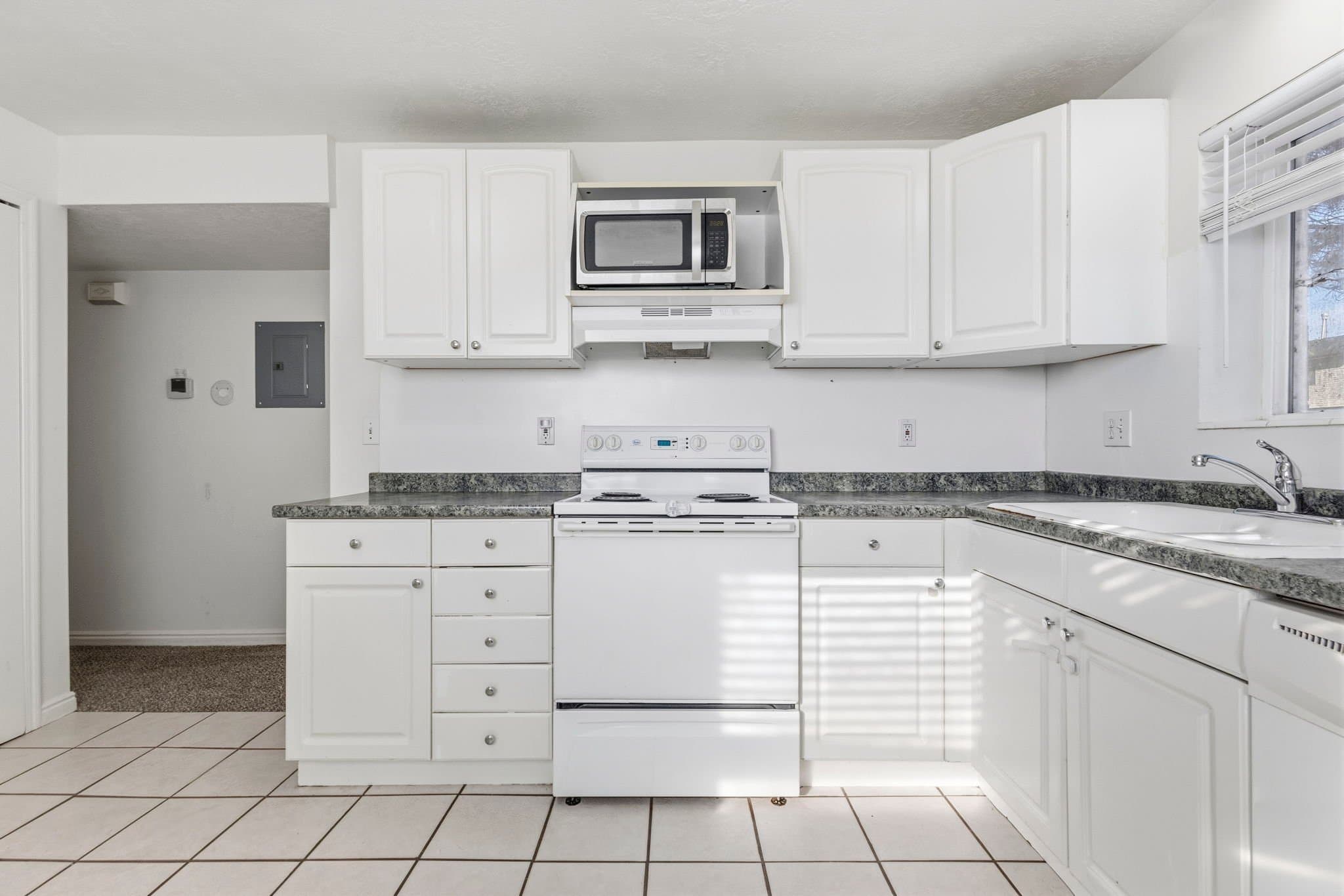 West Valley City Condo: 3412 S Mockingbird Way