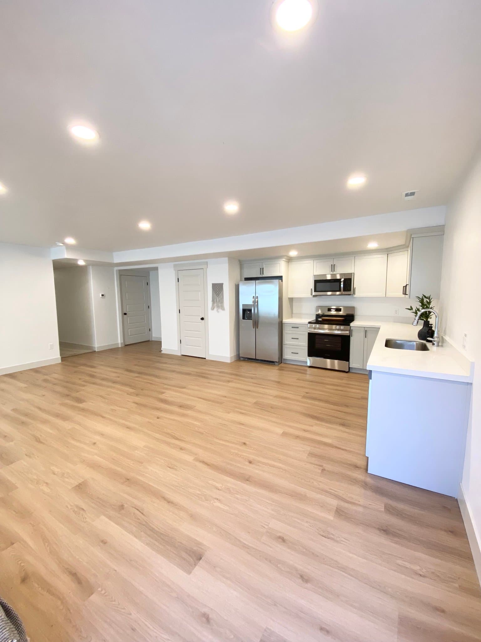 Eagle Mountain House: 2742 N Jojo Road