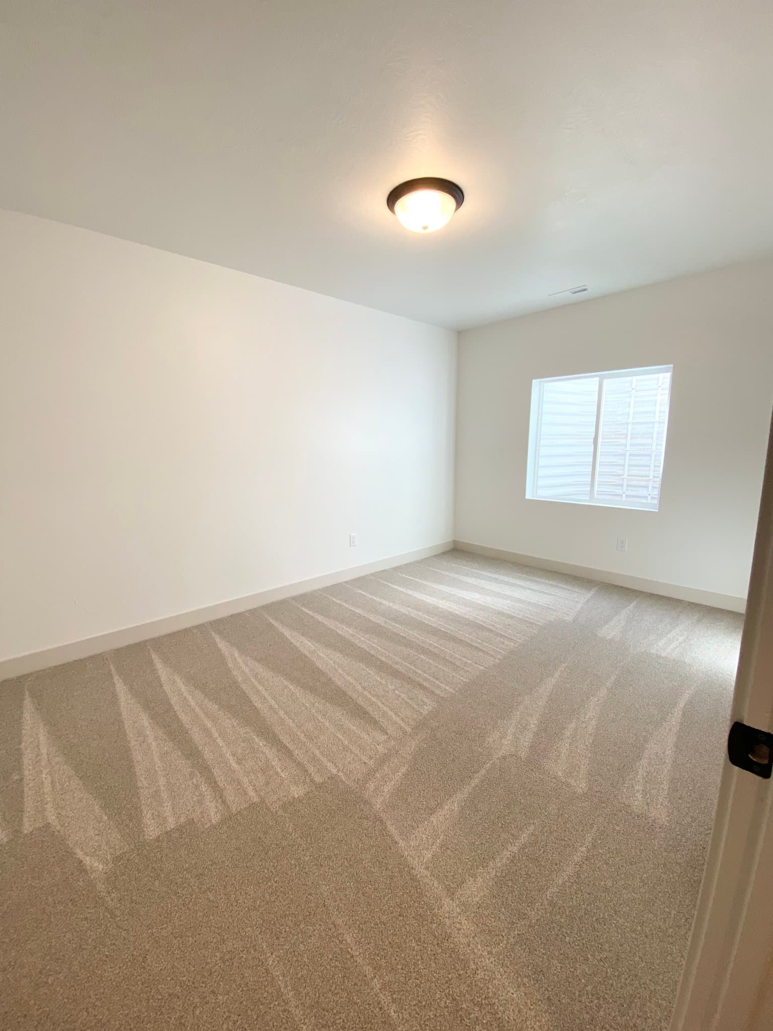 Eagle Mountain House: 2742 N Jojo Road