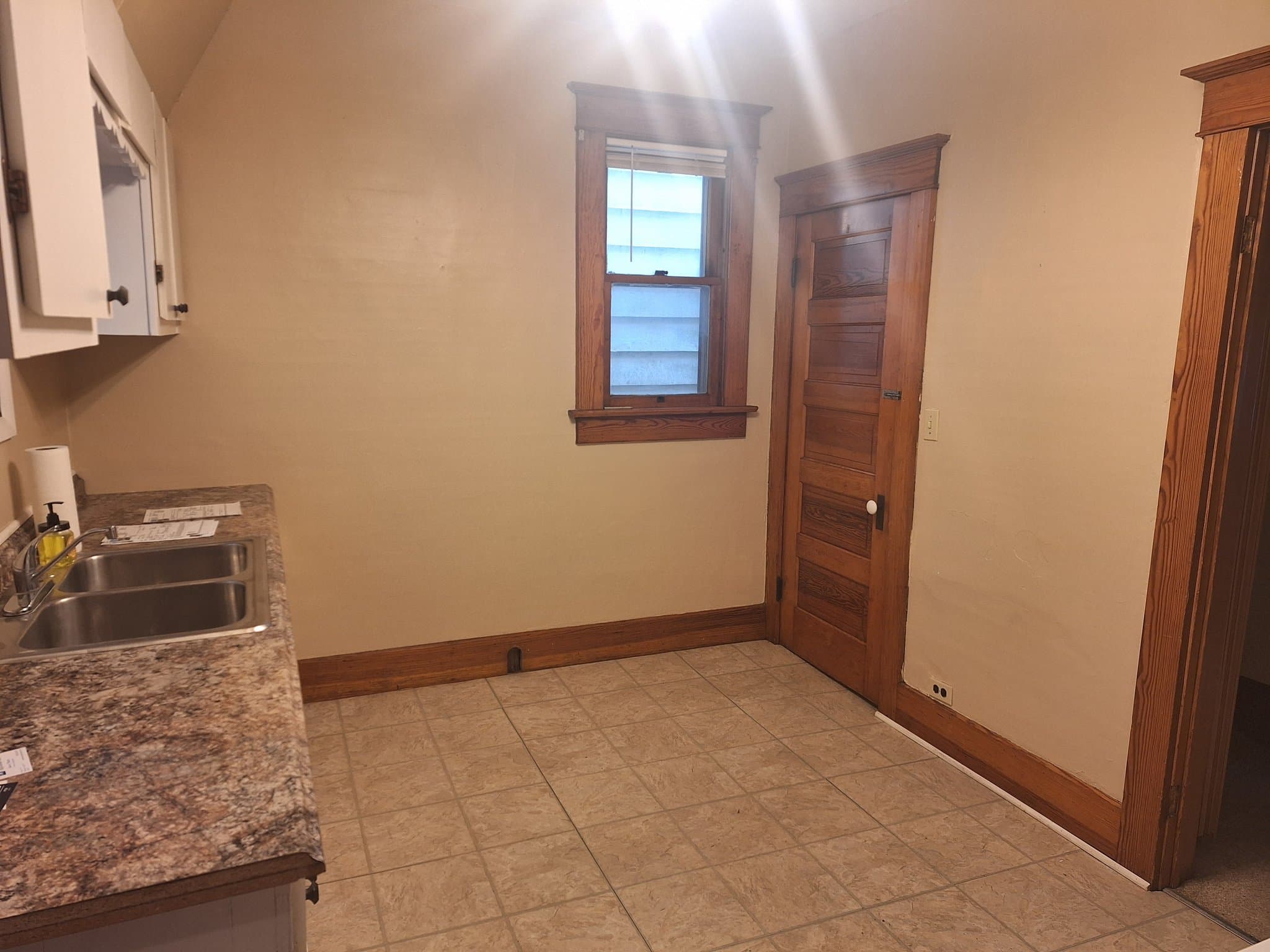 Hillsdale Multiplex: 86 S Howell St