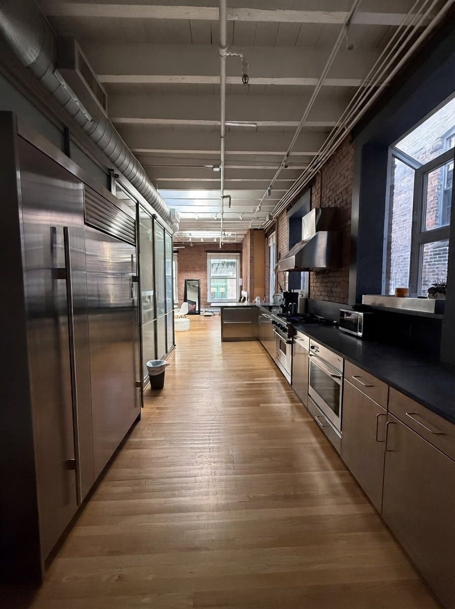 New York Single Room: 131 Mercer St