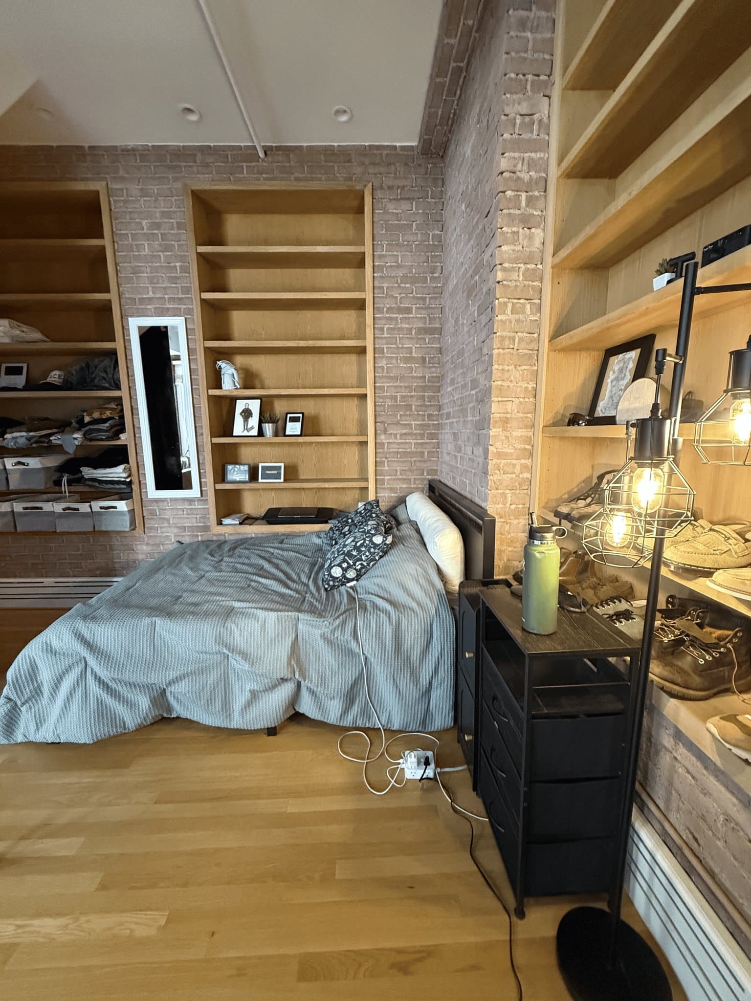 New York Single Room: 131 Mercer St