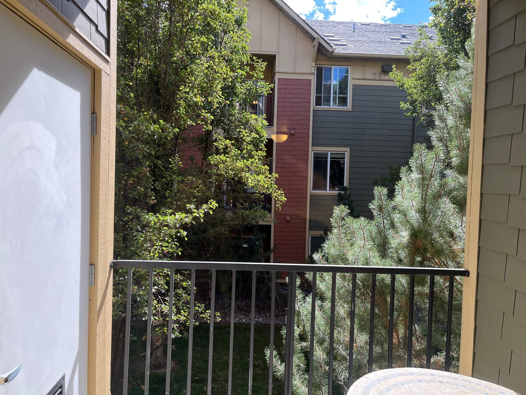 Reno Condo: 1450 Idlewild