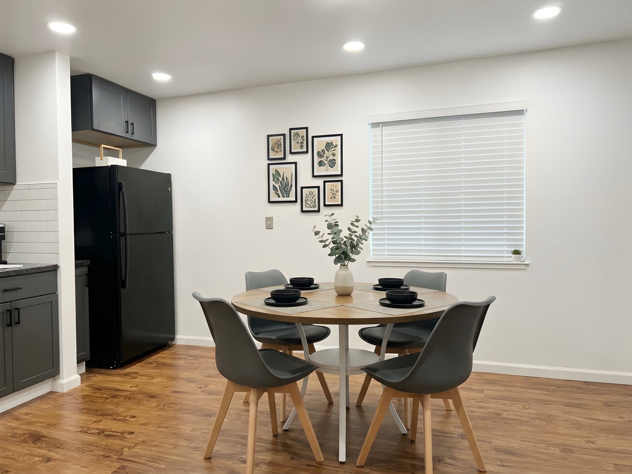 San Leandro Apartment: 1312 Clarke St