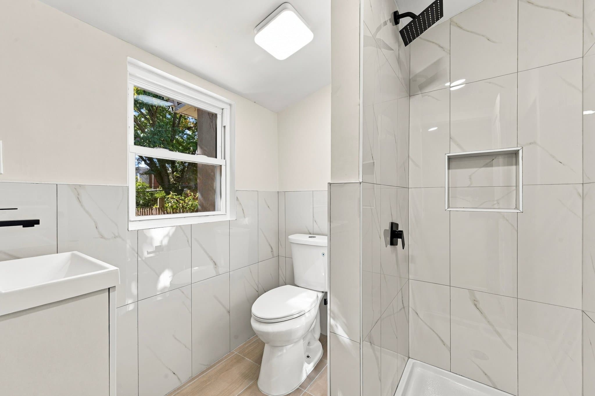 Philadelphia Townhome: 6026 Media St, Philadelphia, PA 19151