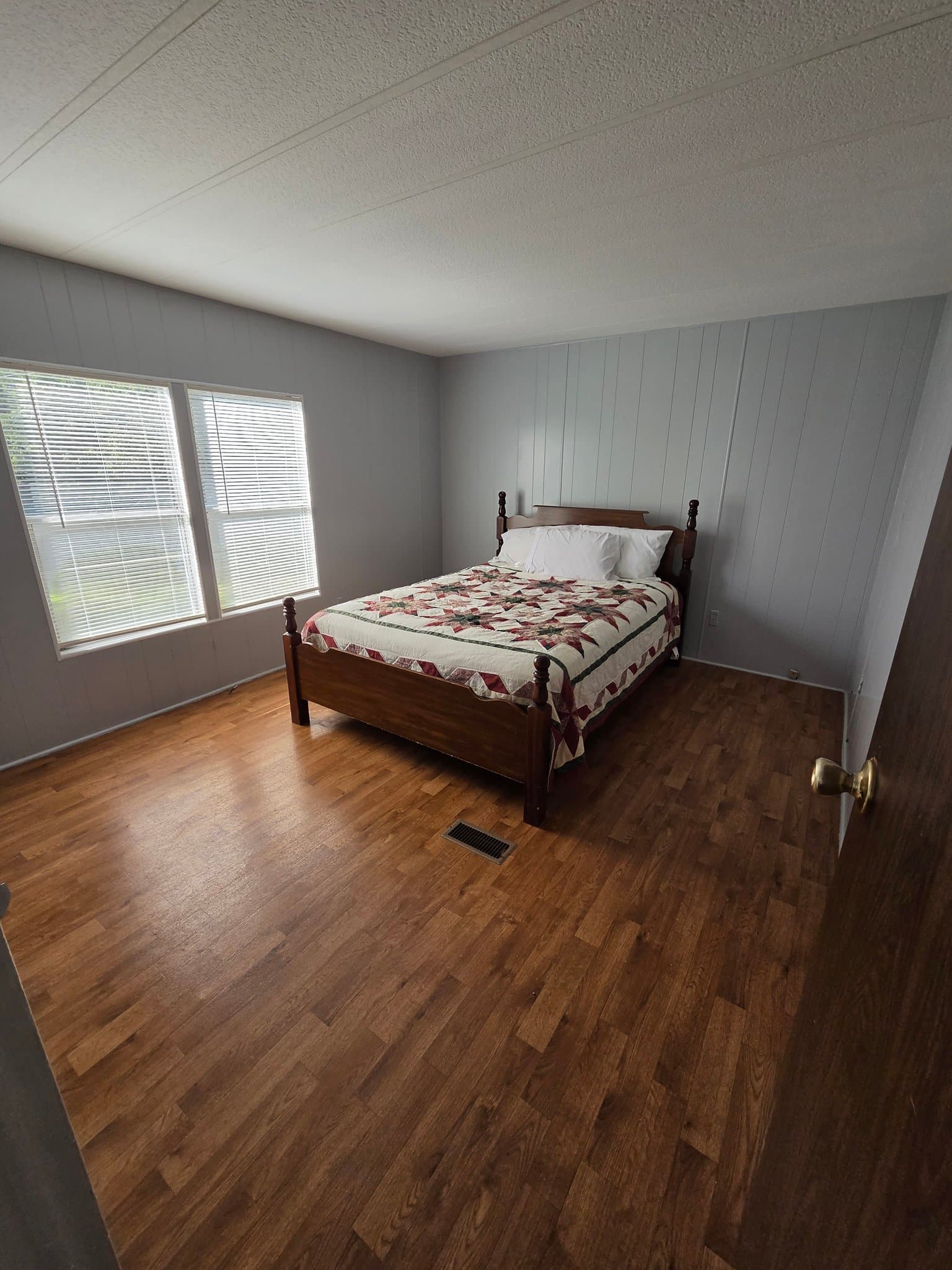Cordele House: 134 Canary St