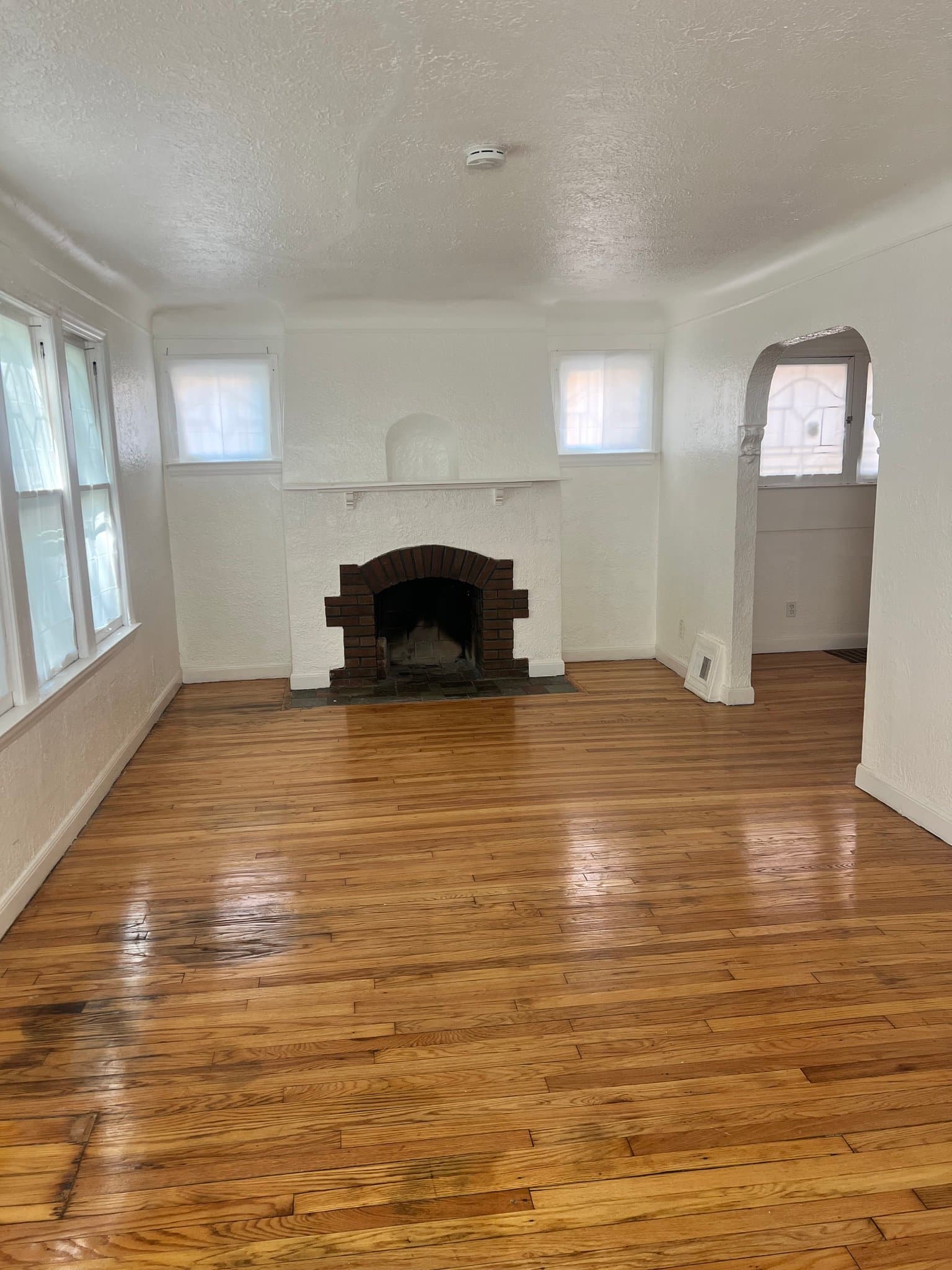 Detroit House: 9620 Strathmoor St