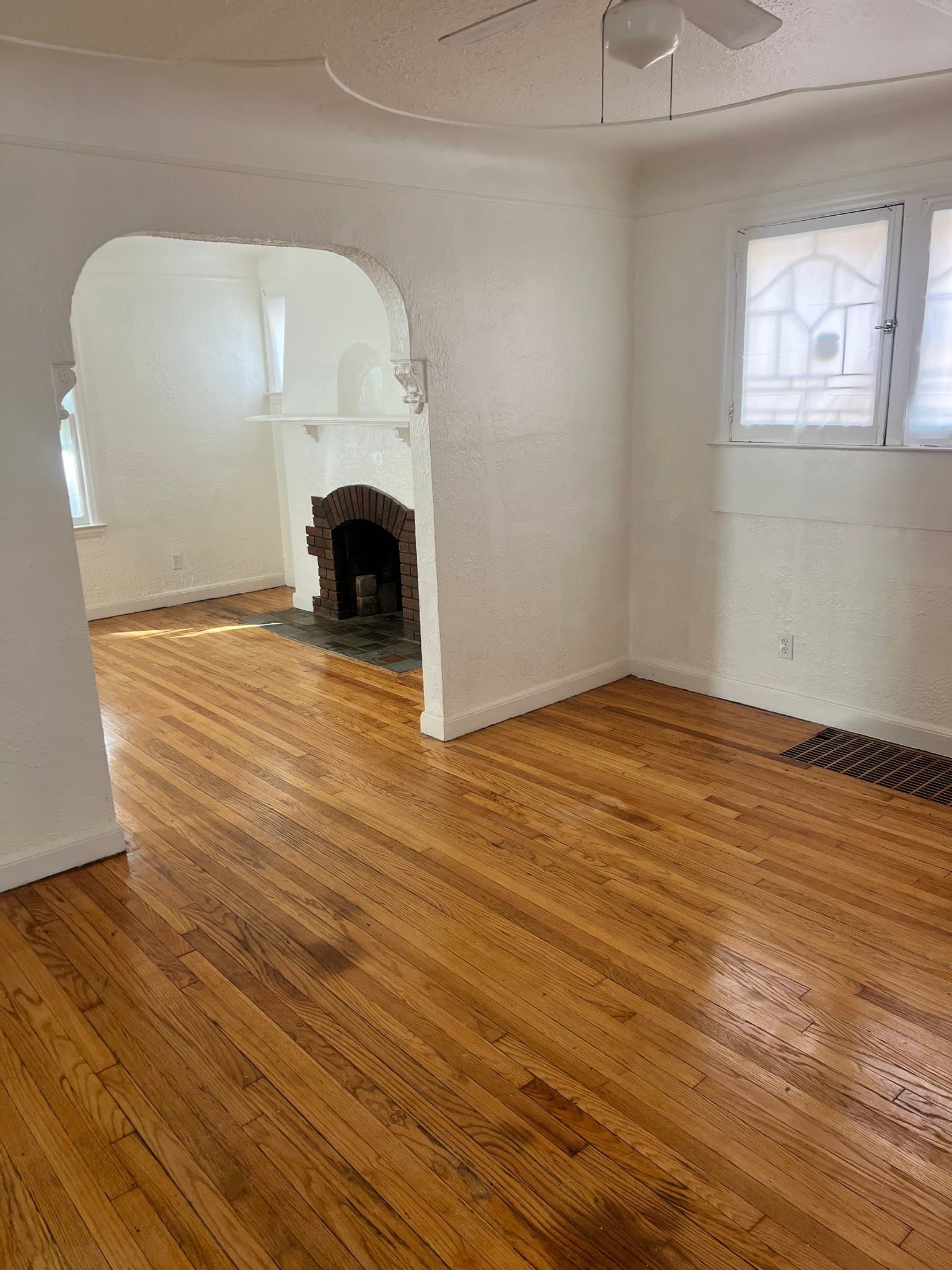 Detroit House: 9620 Strathmoor St