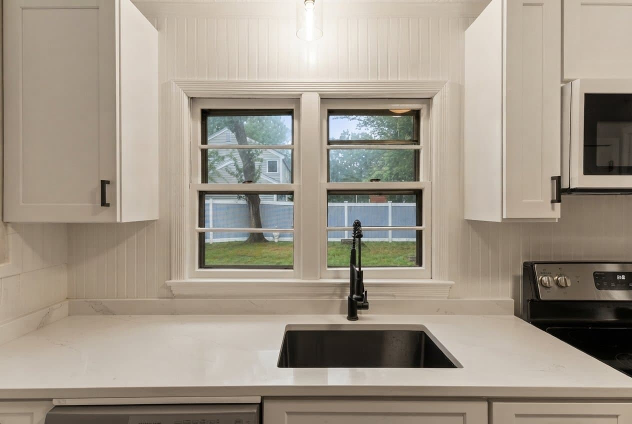 Shrewsbury House: 30 Bellridge Dr