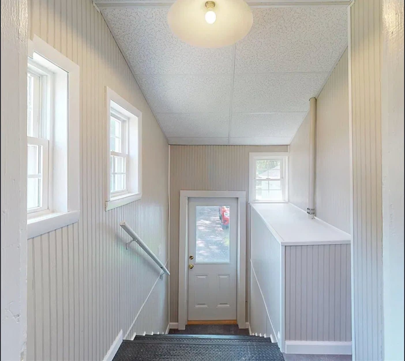 Hadley House: 153 Russell St