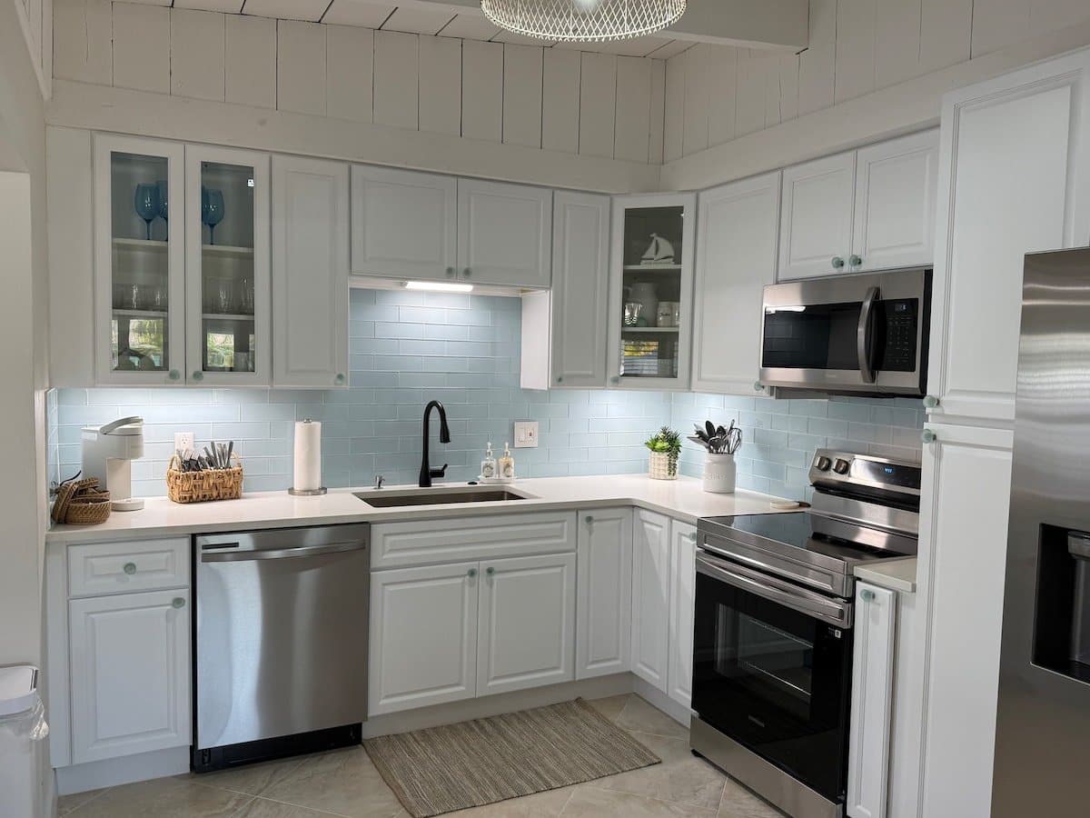 Indian Rocks Beach House: 1405 Bay Pine Blvd