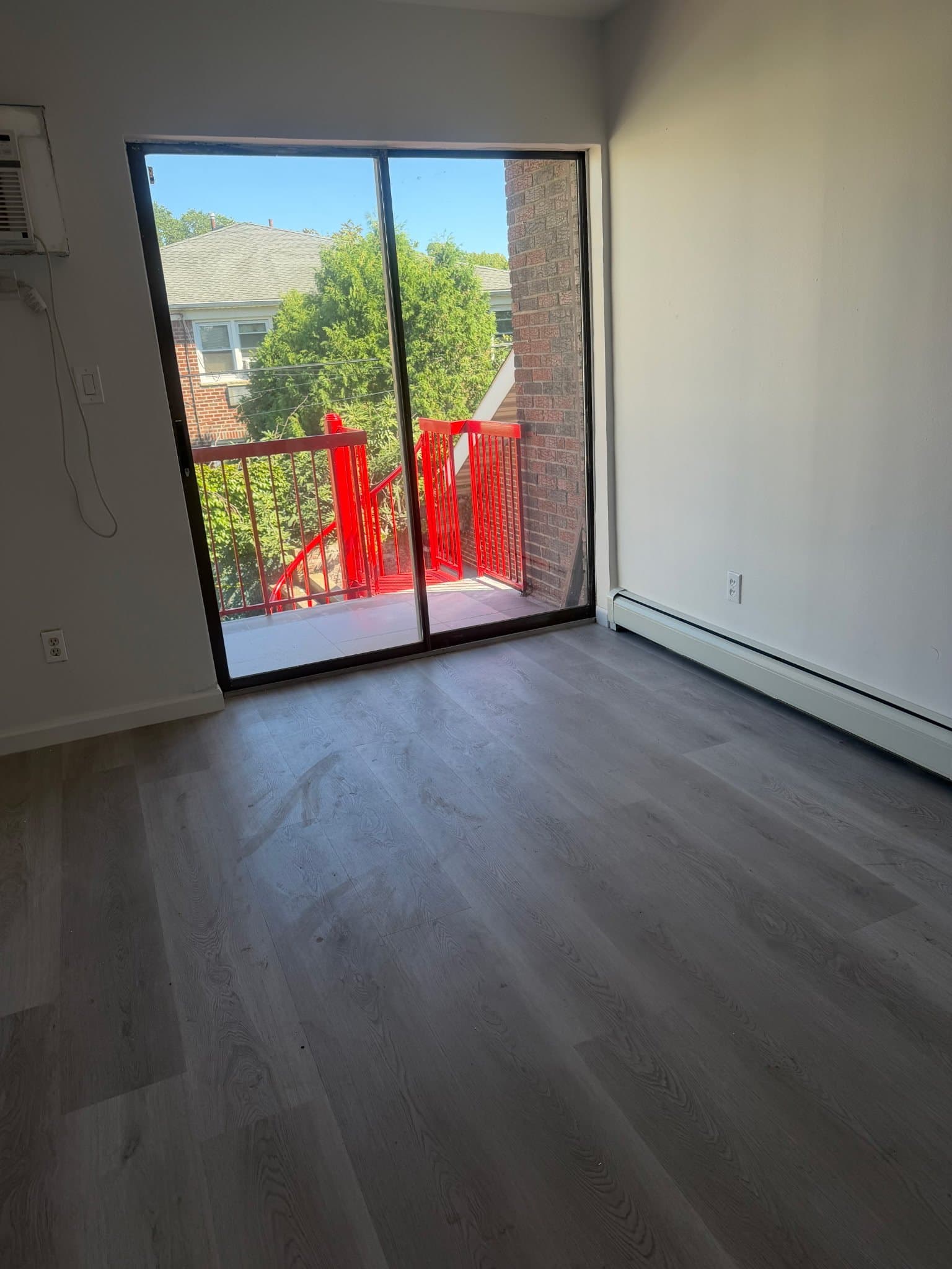 Flushing Townhome: 162nd Street and 45th Ave
